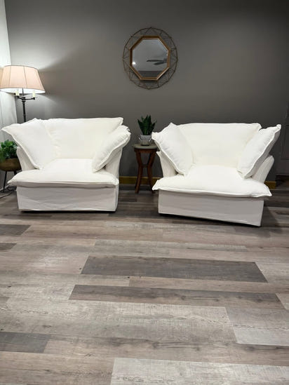 ERA Signature™ UltraCloud Lounge Chair