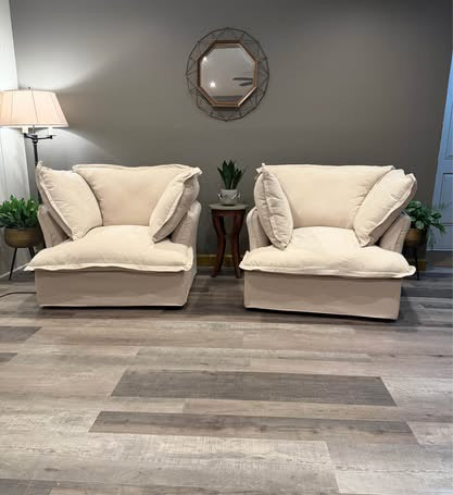 ERA Signature™ UltraCloud Lounge Chair